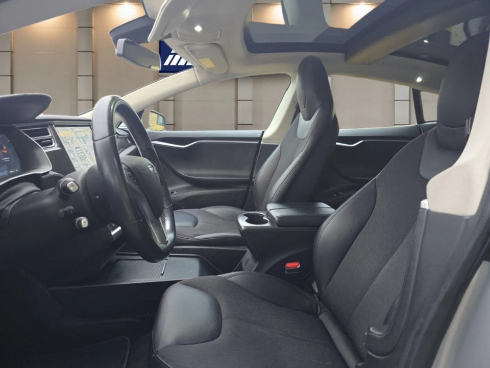 Tesla Model S 85 5d