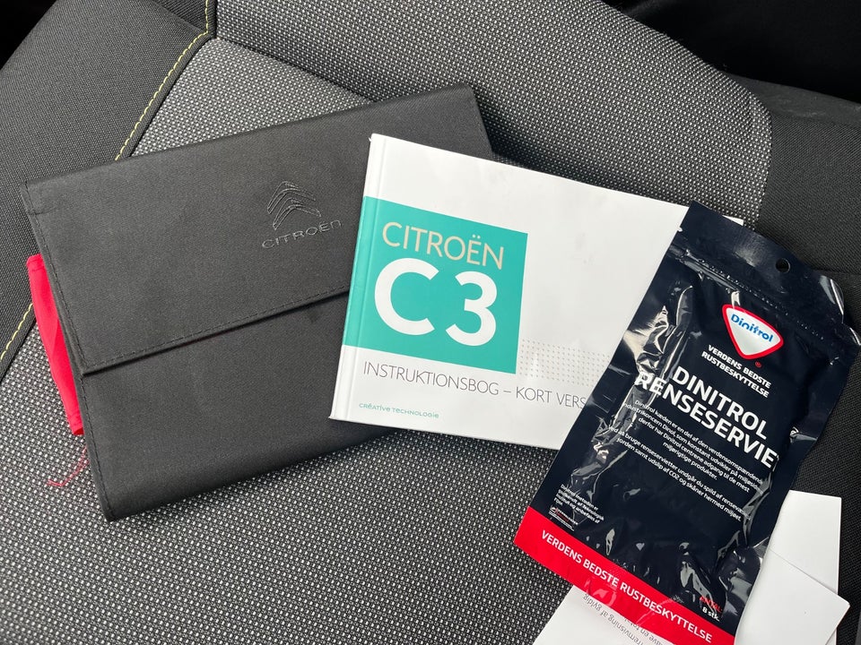 Citroën C3 1,2 PureTech 83 Shine 5d