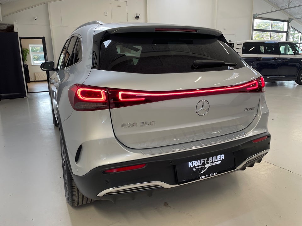Mercedes EQA350 AMG Line 4Matic 5d