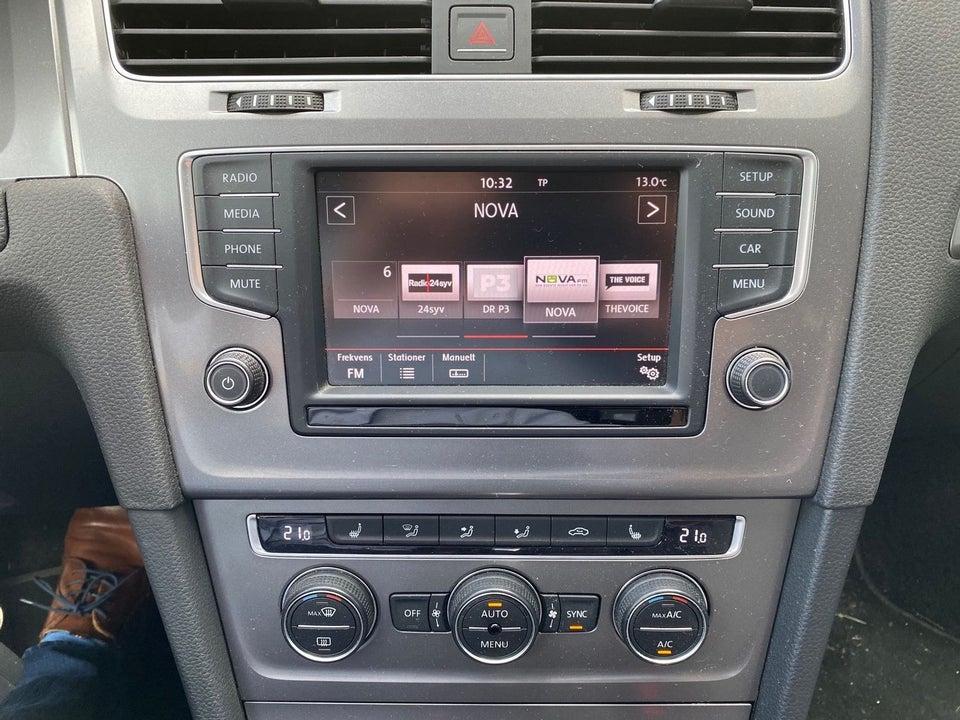 VW Golf VII 1,4 TSi 125 Comfortline DSG BMT 5d