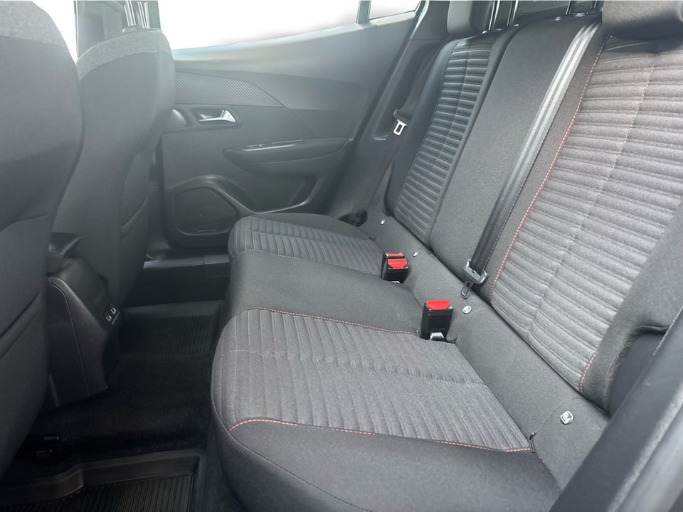 Peugeot 2008 1,2 PureTech 130 Active Pack EAT8 5d