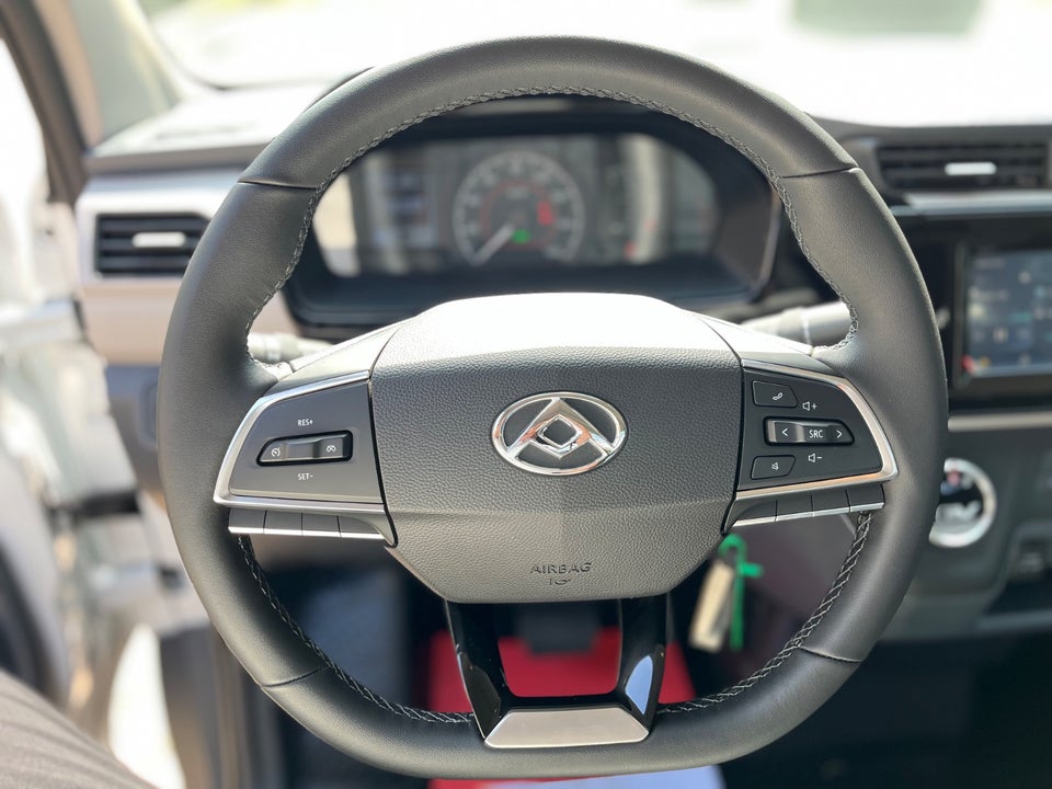 Maxus e-Deliver 3 50 Chassis LWB