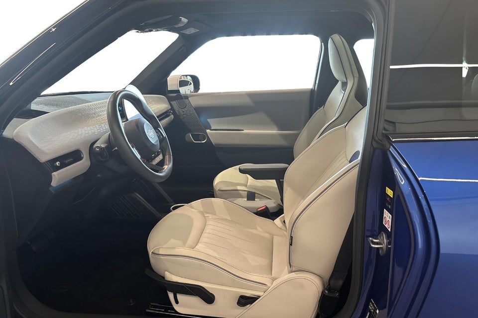 MINI Cooper SE Favoured Trim M 3d