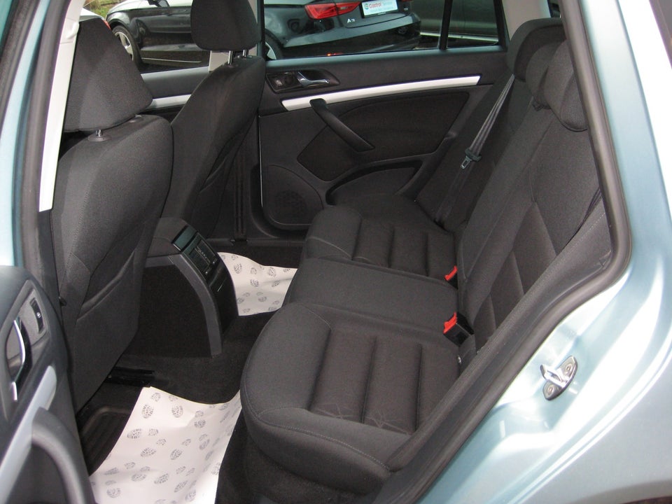 Skoda Octavia 1,2 TSi 105 Ambiente Combi 5d