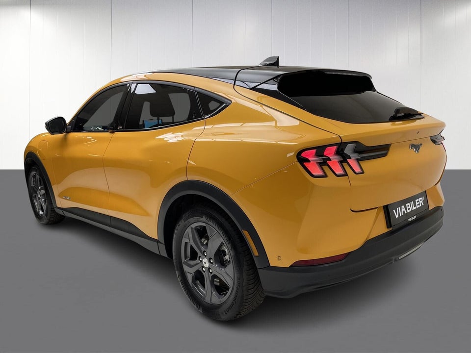 Ford Mustang Mach-E 70 Standard Range 5d