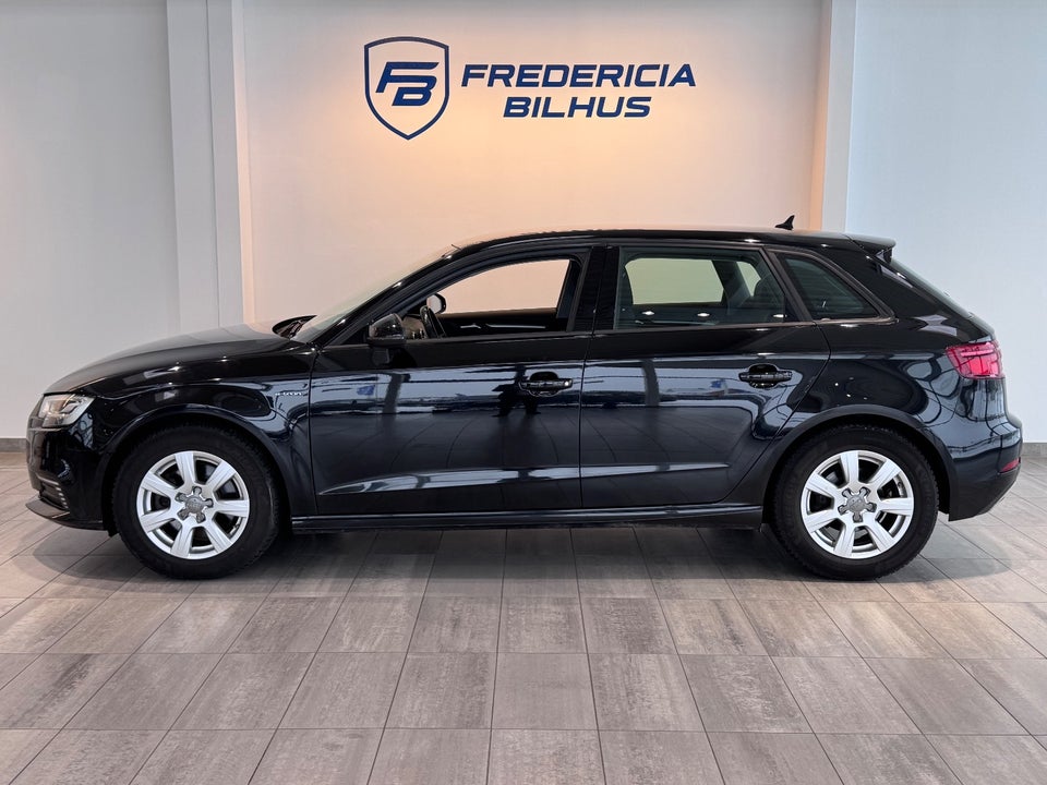 Audi A3 1,4 e-tron Sportback S-tr. 5d