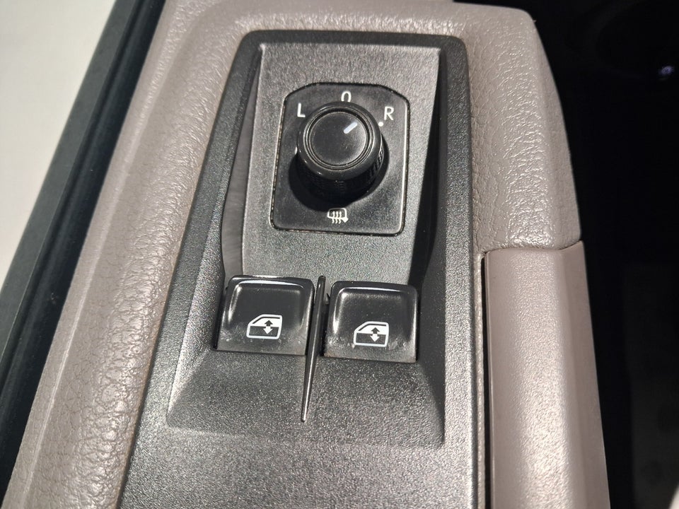 VW Crafter 35 2,0 TDi 177 Db.Kab m/lad L4