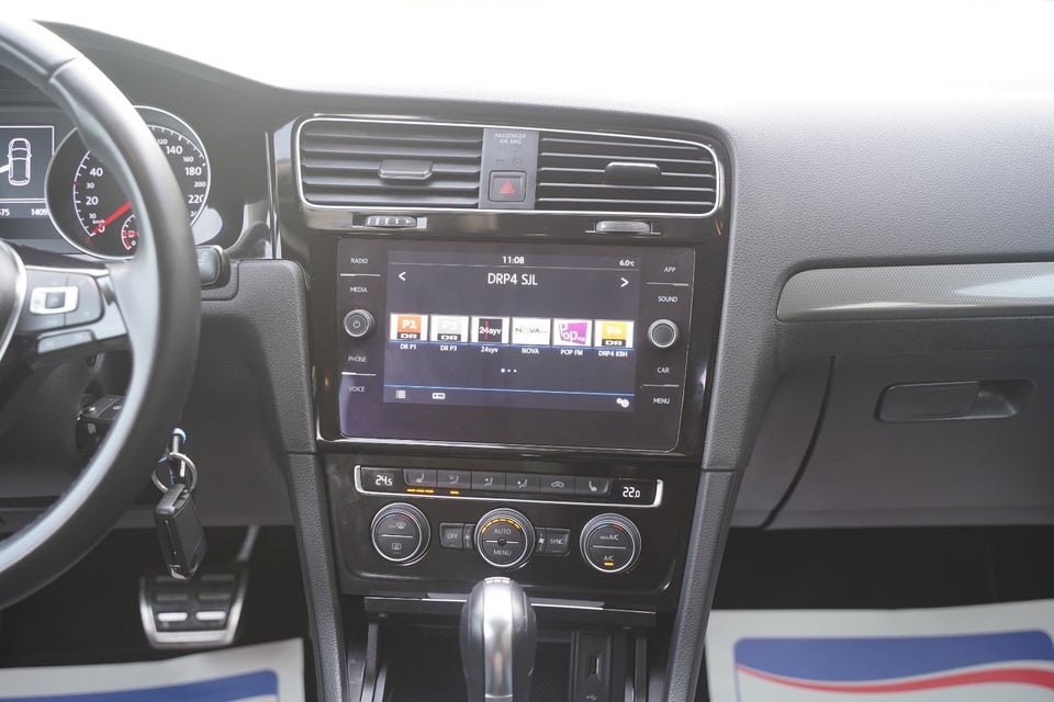 VW Golf VII 1,6 TDi 115 IQ.Drive DSG 5d