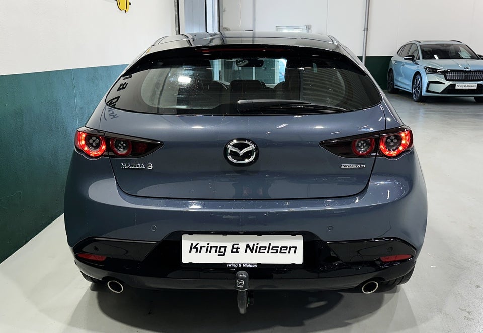 Mazda 3 2,0 SkyActiv-G 122 Cosmo aut. 5d