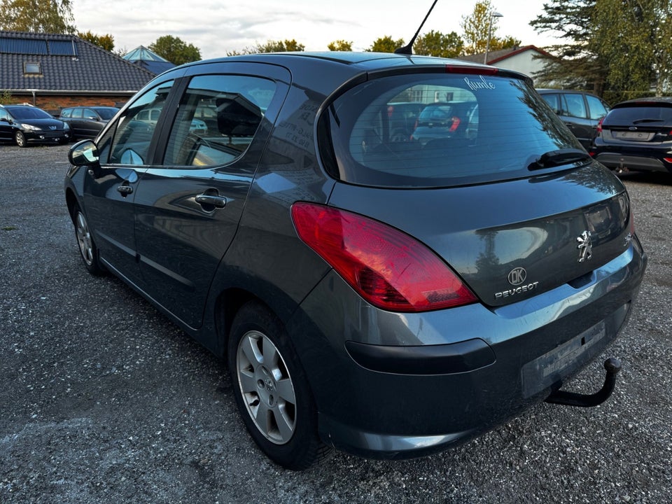 Peugeot 308 1,6 HDi 110 Comfort+ aut. 5d