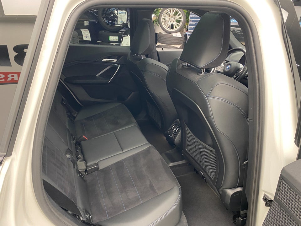 BMW iX1 xDrive30 M-Sport 5d