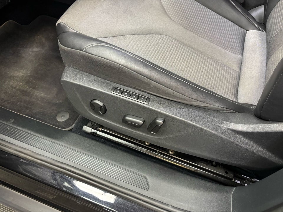 Skoda Enyaq 80 iV Loft 5d