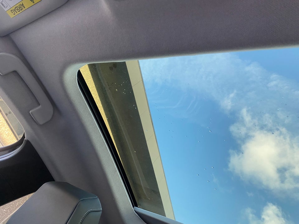 Citroën ë-C4 50 Shine Sport 5d