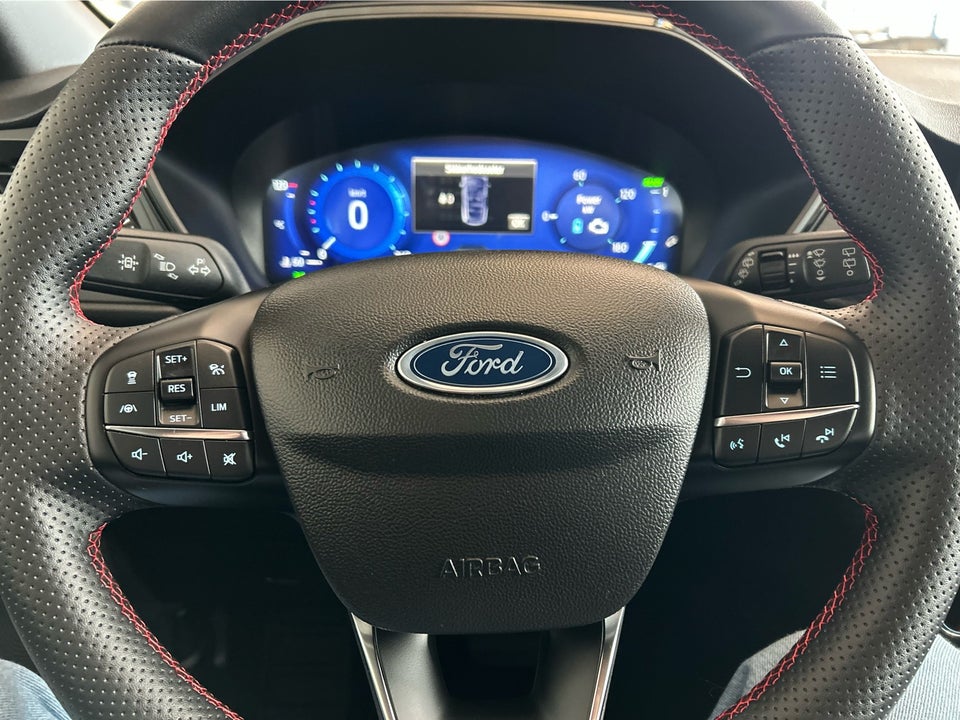 Ford Kuga 2,5 PHEV ST-Line X CVT 5d