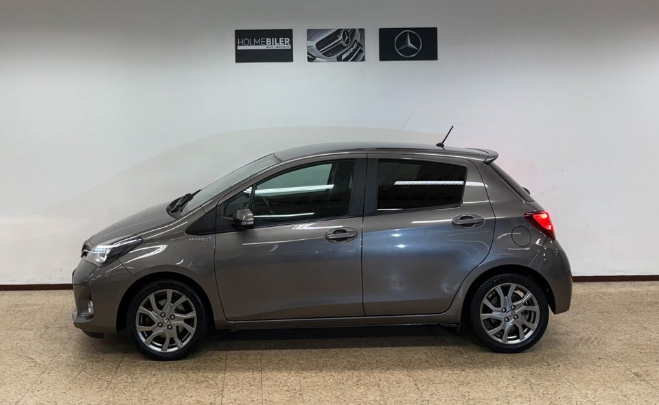 Toyota Yaris 1,5 Hybrid H2 Style e-CVT 5d
