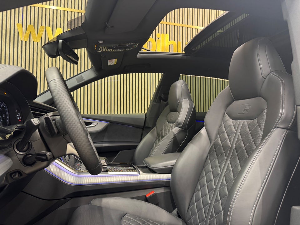 Audi Q8 60 TFSie S-line Edition quattro Tiptr. 5d
