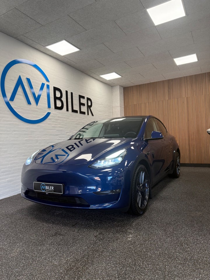 Tesla Model Y Long Range AWD 5d