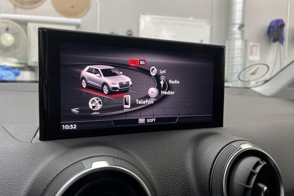 Audi Q2 35 TFSi Prestige S-tr. 5d