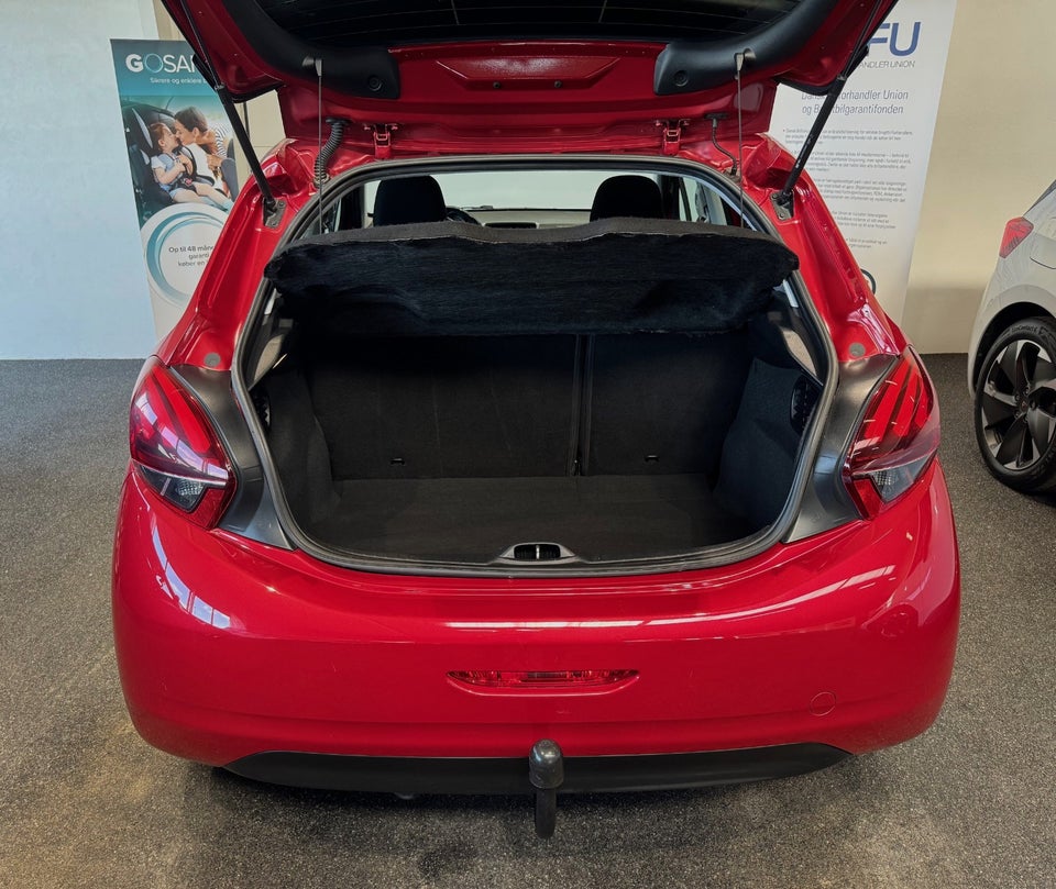 Peugeot 208 1,6 BlueHDi 100 Envy 5d