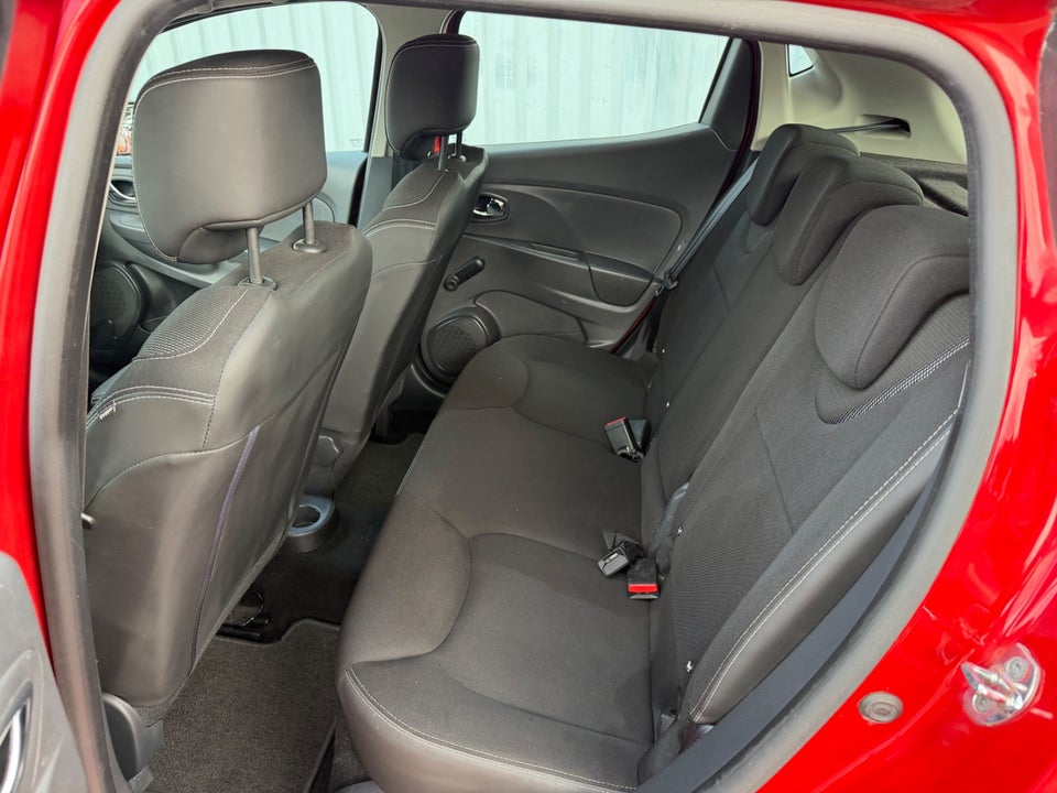 Renault Clio IV 0,9 TCe 90 Expression 5d