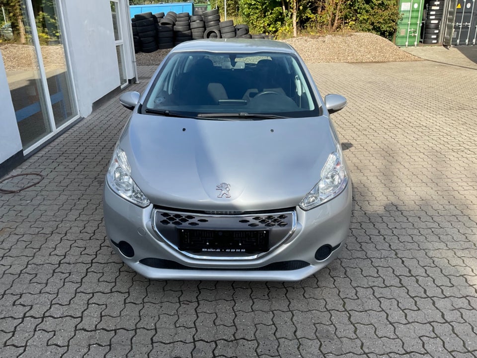 Peugeot 208 1,4 e-HDi 68 Access ESG 5d