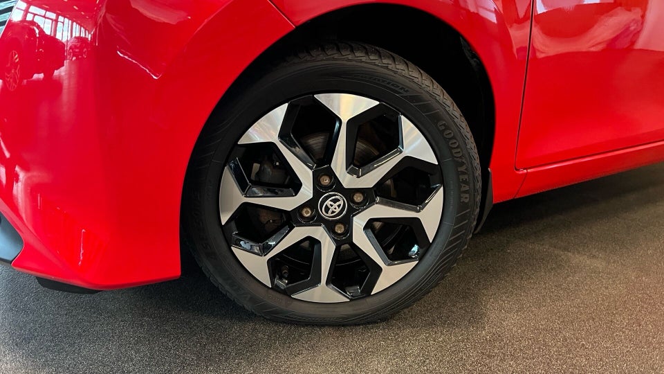 Toyota Aygo 1,0 VVT-i x-sky x-shift 5d