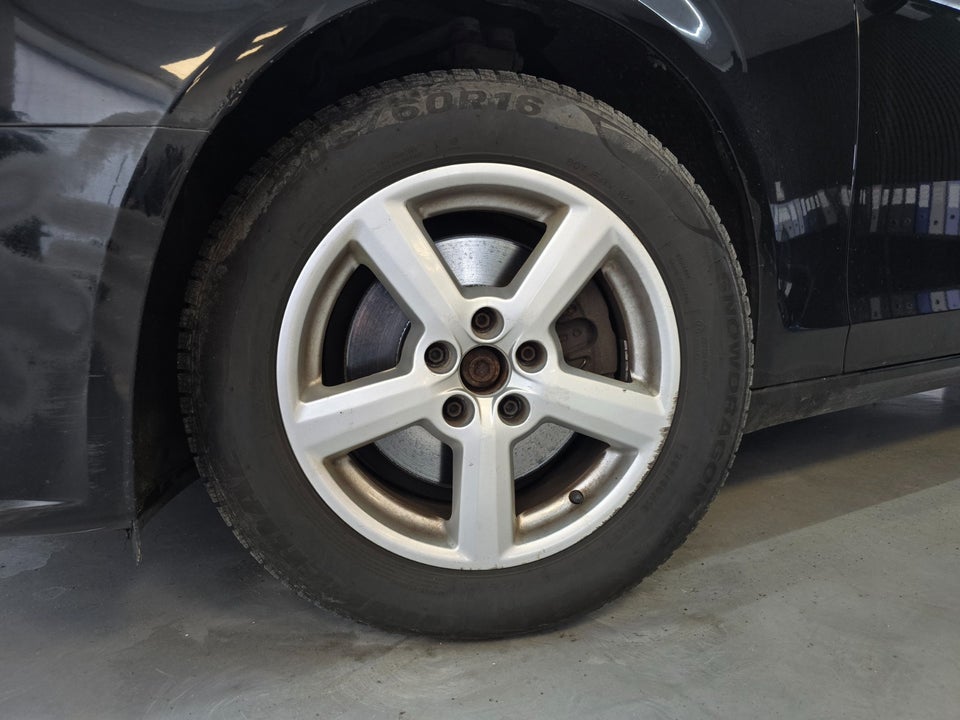 Audi A4 2,0 TDi 143 4d