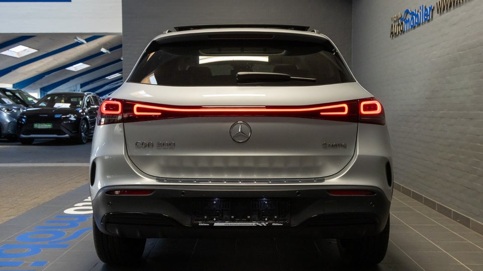 Mercedes EQA300 AMG Line 4Matic 5d