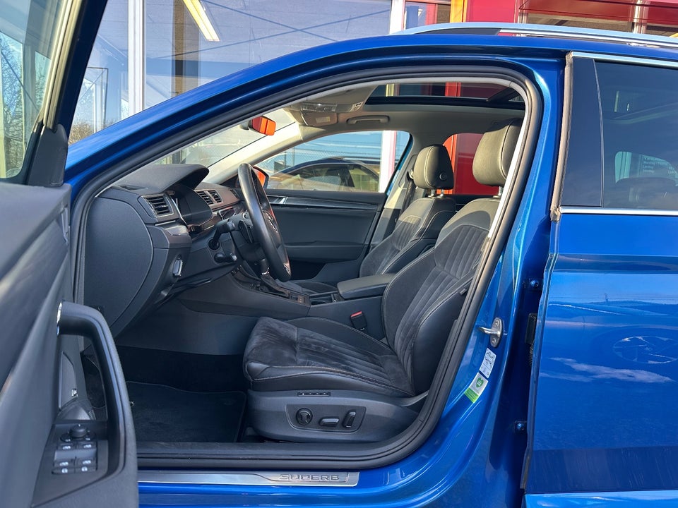 Skoda Superb 1,4 TSi iV Business Executive Combi DSG 5d