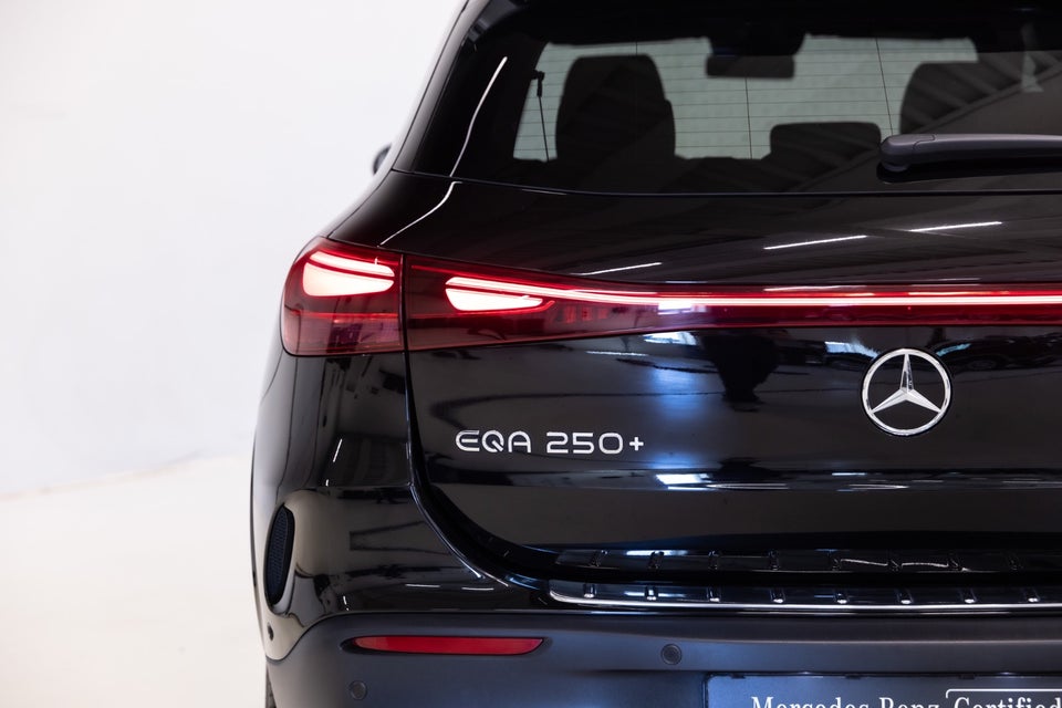 Mercedes EQA250+ AMG Advance 5d