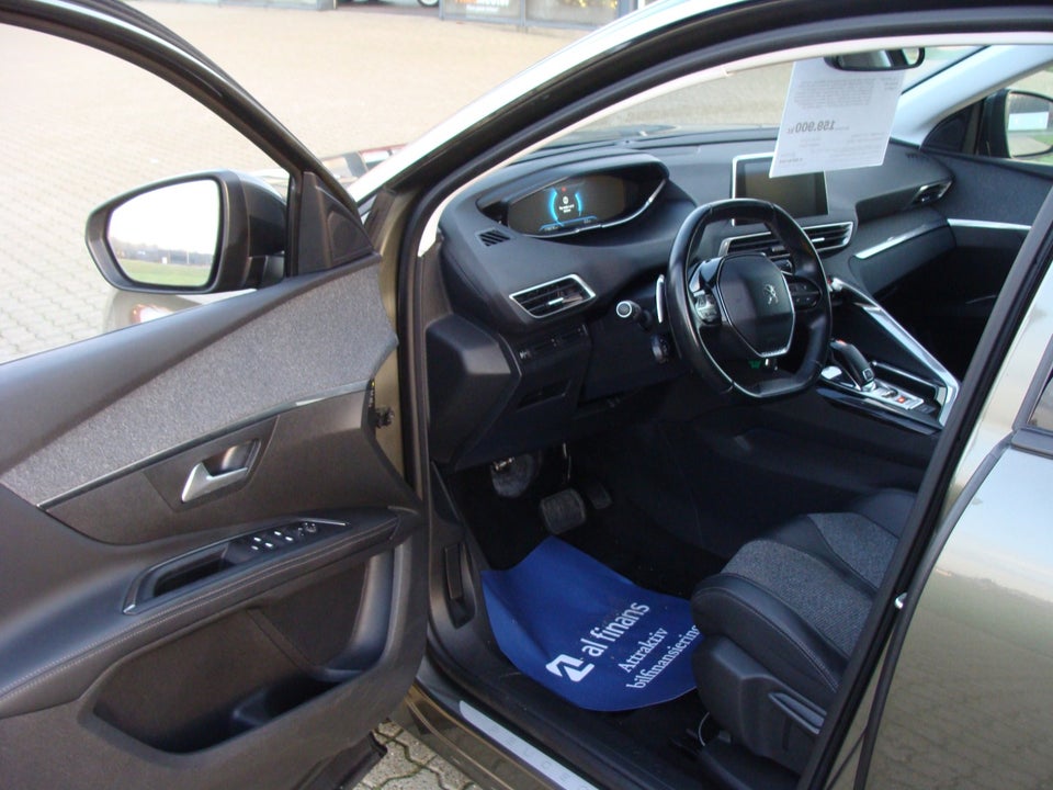 Peugeot 5008 1,6 BlueHDi 120 Allure EAT6 7prs 5d