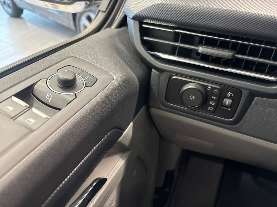 Ford E-Transit Custom 340L 64 Limited