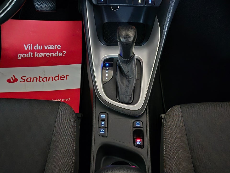 Toyota Yaris 1,5 Hybrid H3 e-CVT 5d