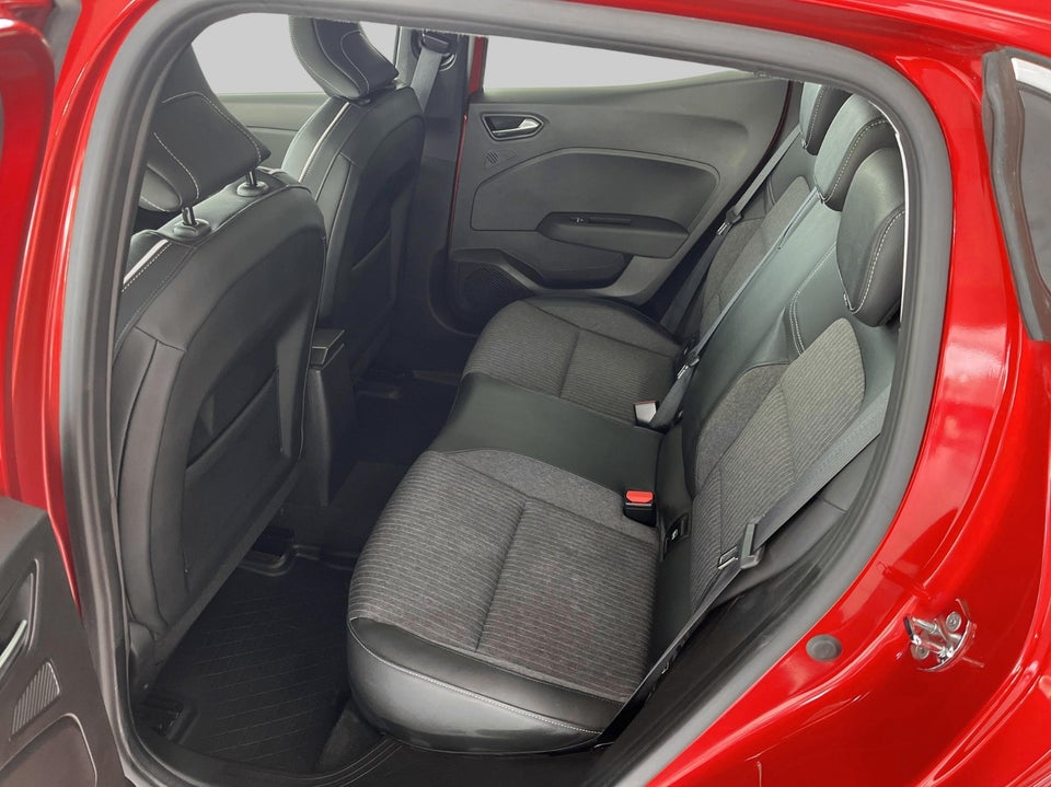 Renault Clio V 1,0 TCe 100 Intens 5d