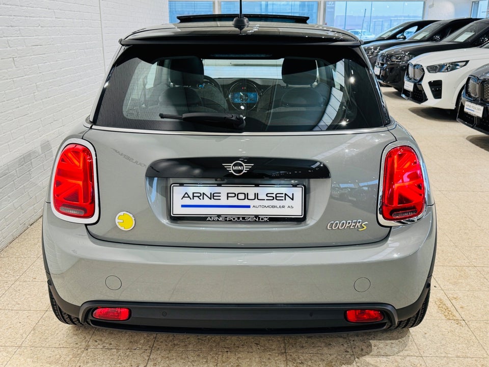 MINI Cooper SE Edition Premium Plus 3d