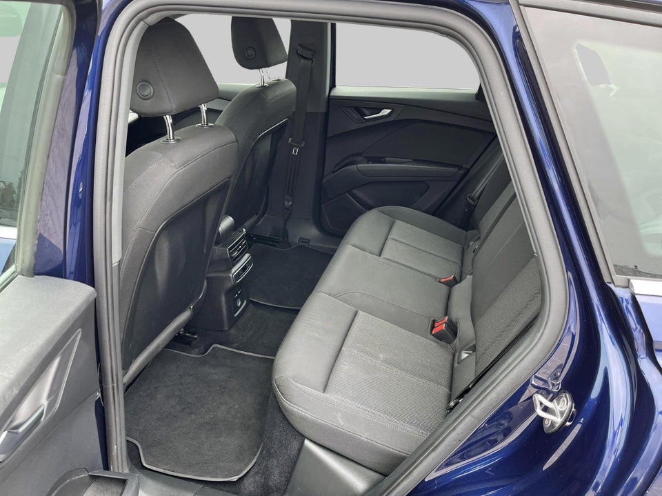 Audi Q4 e-tron 35 S-line 5d