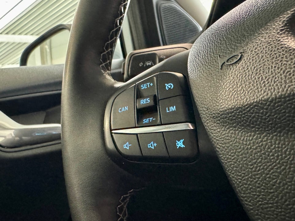 Ford Puma 1,0 EcoBoost mHEV Titanium 5d