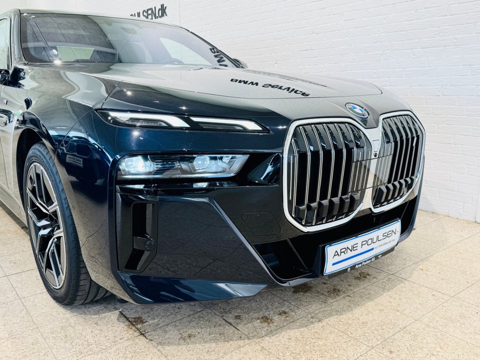BMW i7 eDrive50 M-Sport 4d