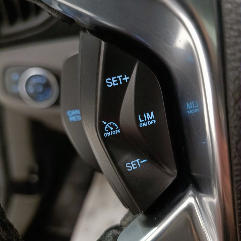 Ford Transit Connect 1,5 EcoBlue Trend aut. kort