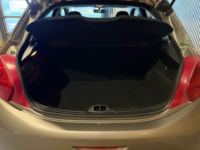 Peugeot 208 1,6 BlueHDi 100 Active 5d