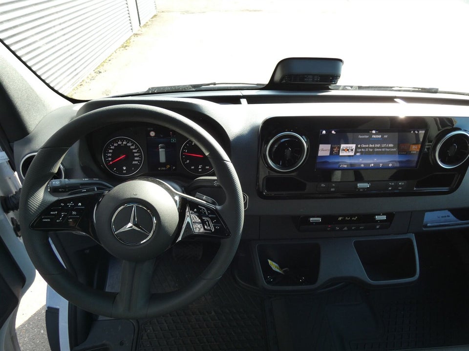 Mercedes Sprinter 317 2,0 CDi A2 Kassevogn PRO aut. RWD