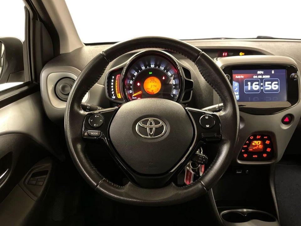 Toyota Aygo 1,0 VVT-i x-pression 5d