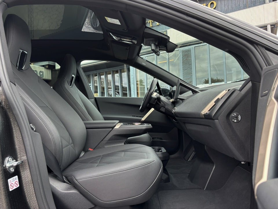 BMW iX xDrive40 Fully Charged 5d