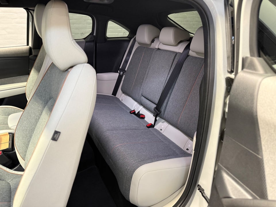 Mazda MX-30 e-SkyActiv Cosmo 5d