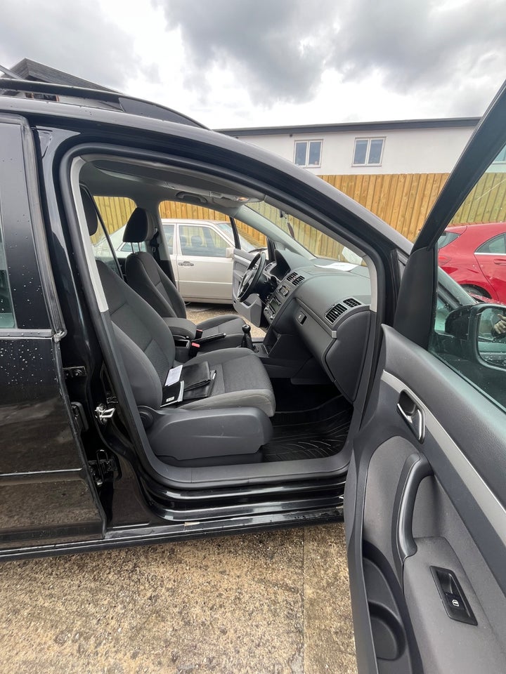 VW Touran 1,2 TSi 105 Trendline BMT Van 5d