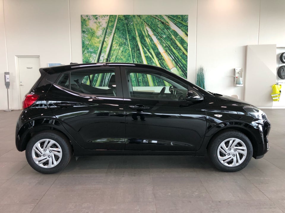 Hyundai i10 1,0 MPi Essential 5d