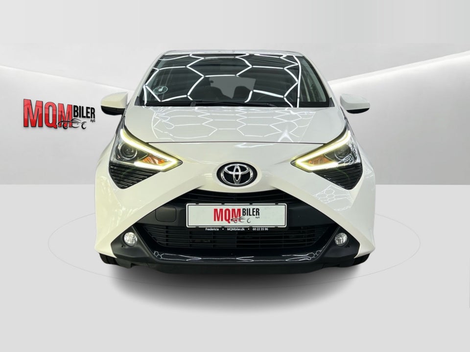 Toyota Aygo 1,0 VVT-i x-press 5d
