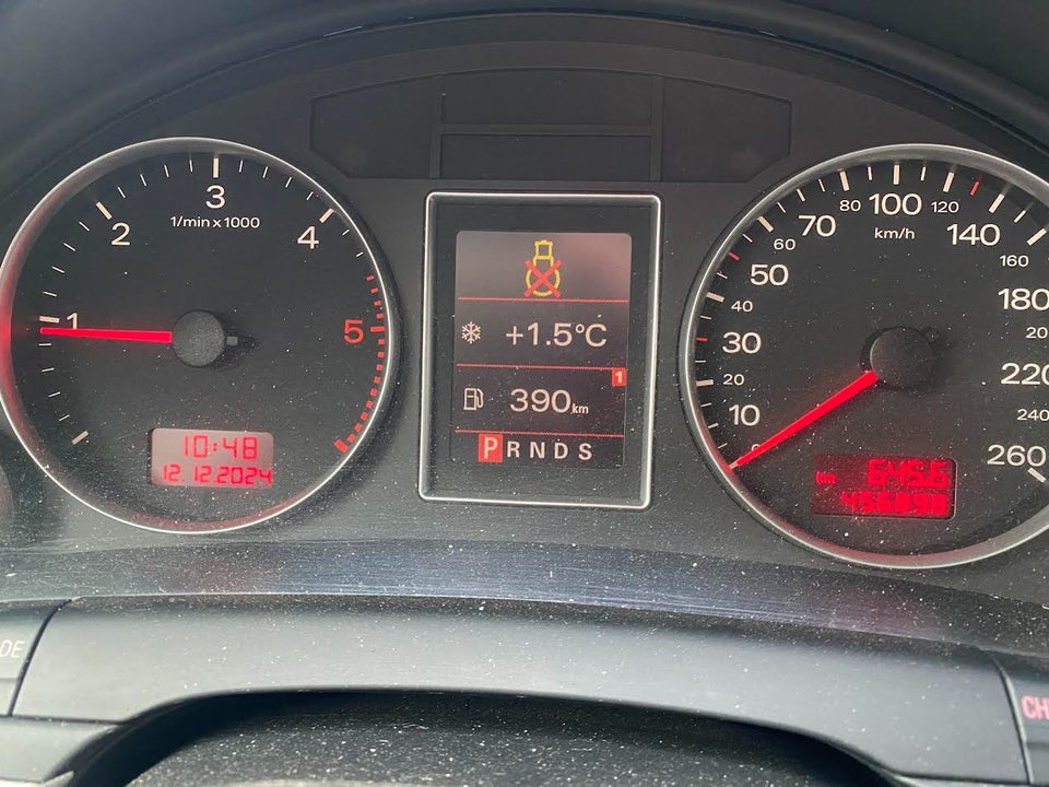 Audi A4 2,0 TDi 140 Avant Multitr. 5d