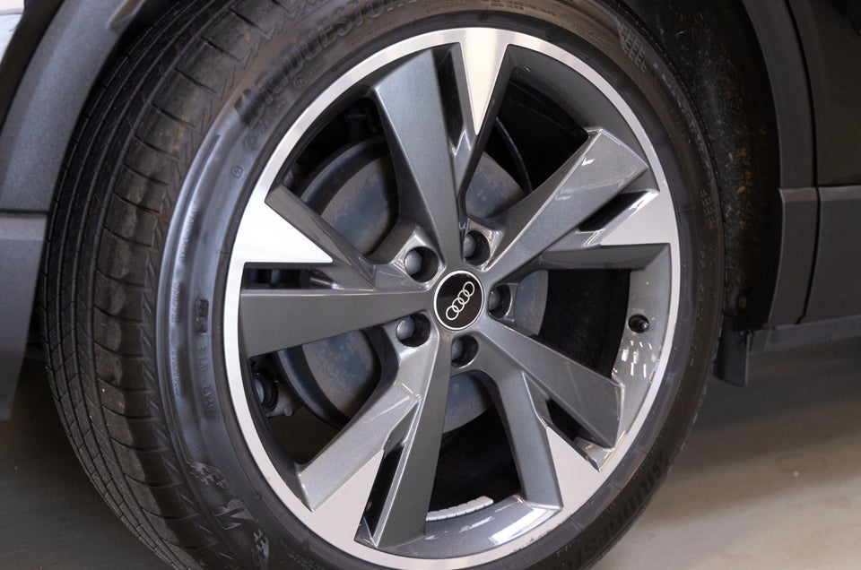 Audi Q4 e-tron 35 Sportback 5d