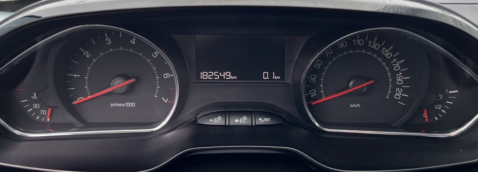 Peugeot 208 1,2 VTi 82 Active 5d